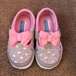 Girls shoes